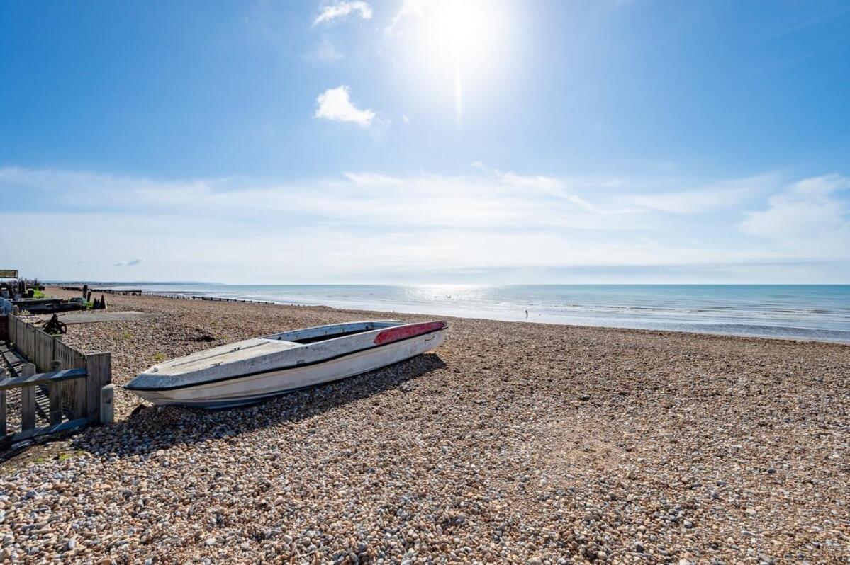 Escape To Paradise At Pevensey Bay Holiday Park 13 Woodland Walkヴィラ エクステリア 写真