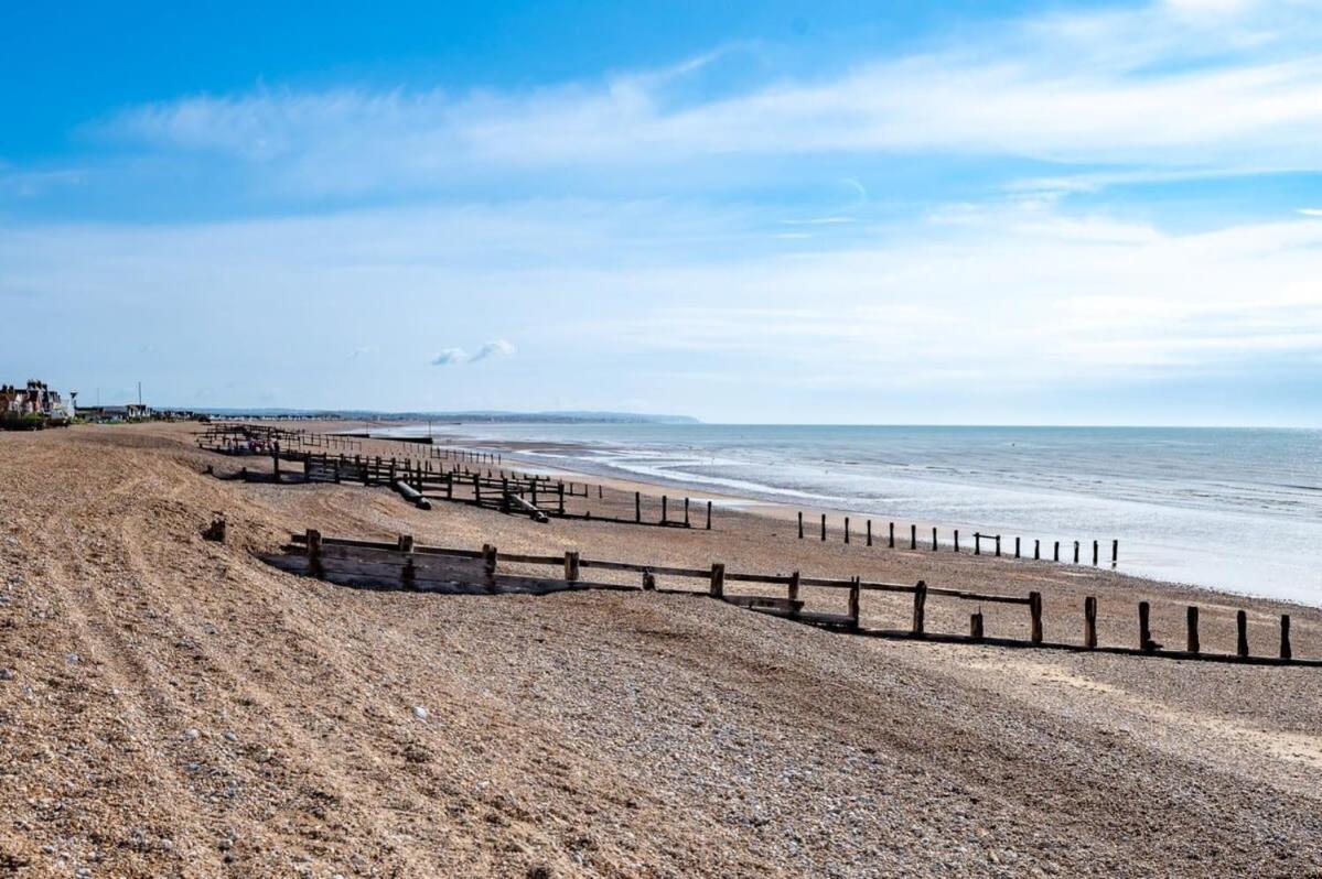 Escape To Paradise At Pevensey Bay Holiday Park 13 Woodland Walkヴィラ エクステリア 写真