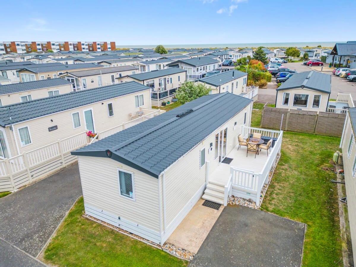 Escape To Paradise At Pevensey Bay Holiday Park 13 Woodland Walkヴィラ エクステリア 写真